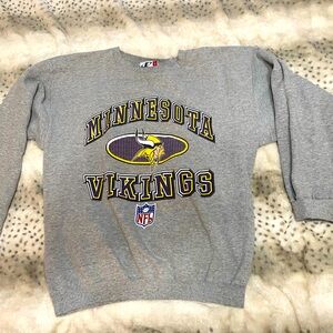 Vintage Minnesota Vikings Gray Sweatshirt